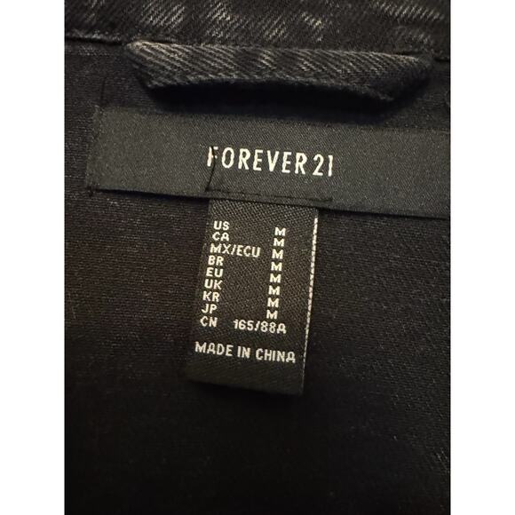 Forever 21 Black Acid Wash Cropped Denim Jacket M Distressed Vintage Style - Picture 5 of 6